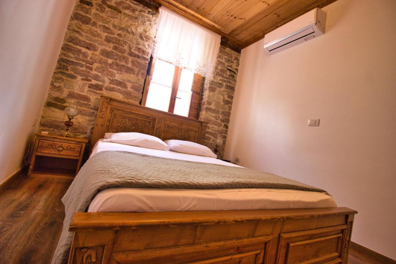 4Rooms Hotel Gjirokaster Bagian luar foto