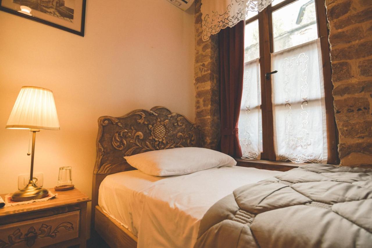 4Rooms Hotel Gjirokaster Bagian luar foto