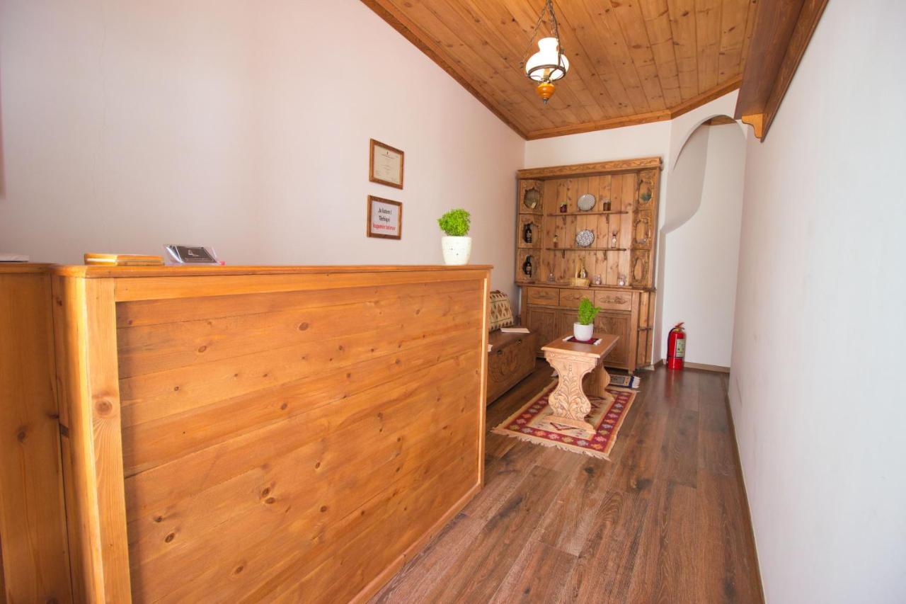 4Rooms Hotel Gjirokaster Bagian luar foto
