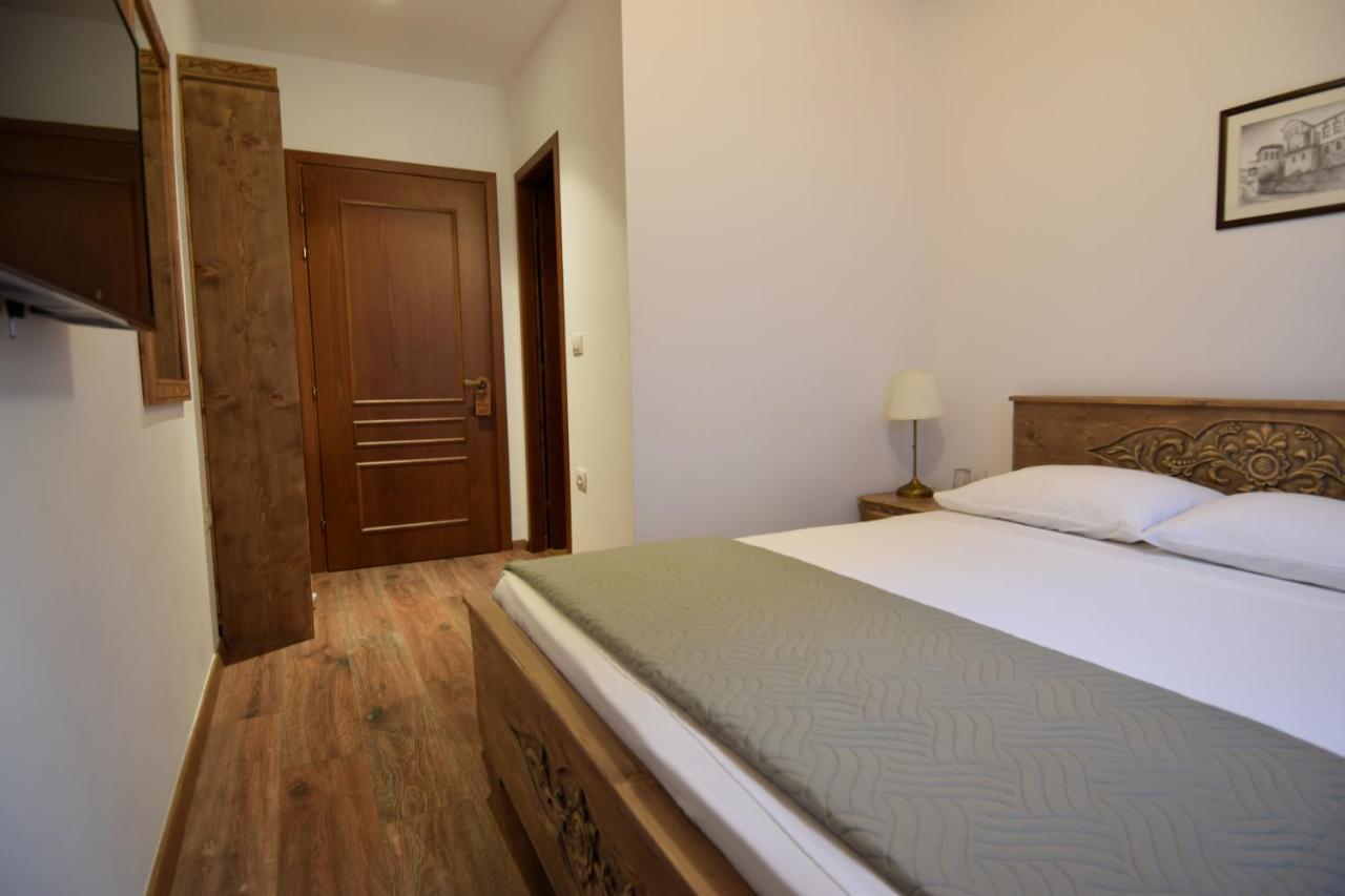 4Rooms Hotel Gjirokaster Bagian luar foto
