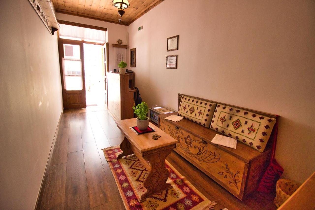 4Rooms Hotel Gjirokaster Bagian luar foto