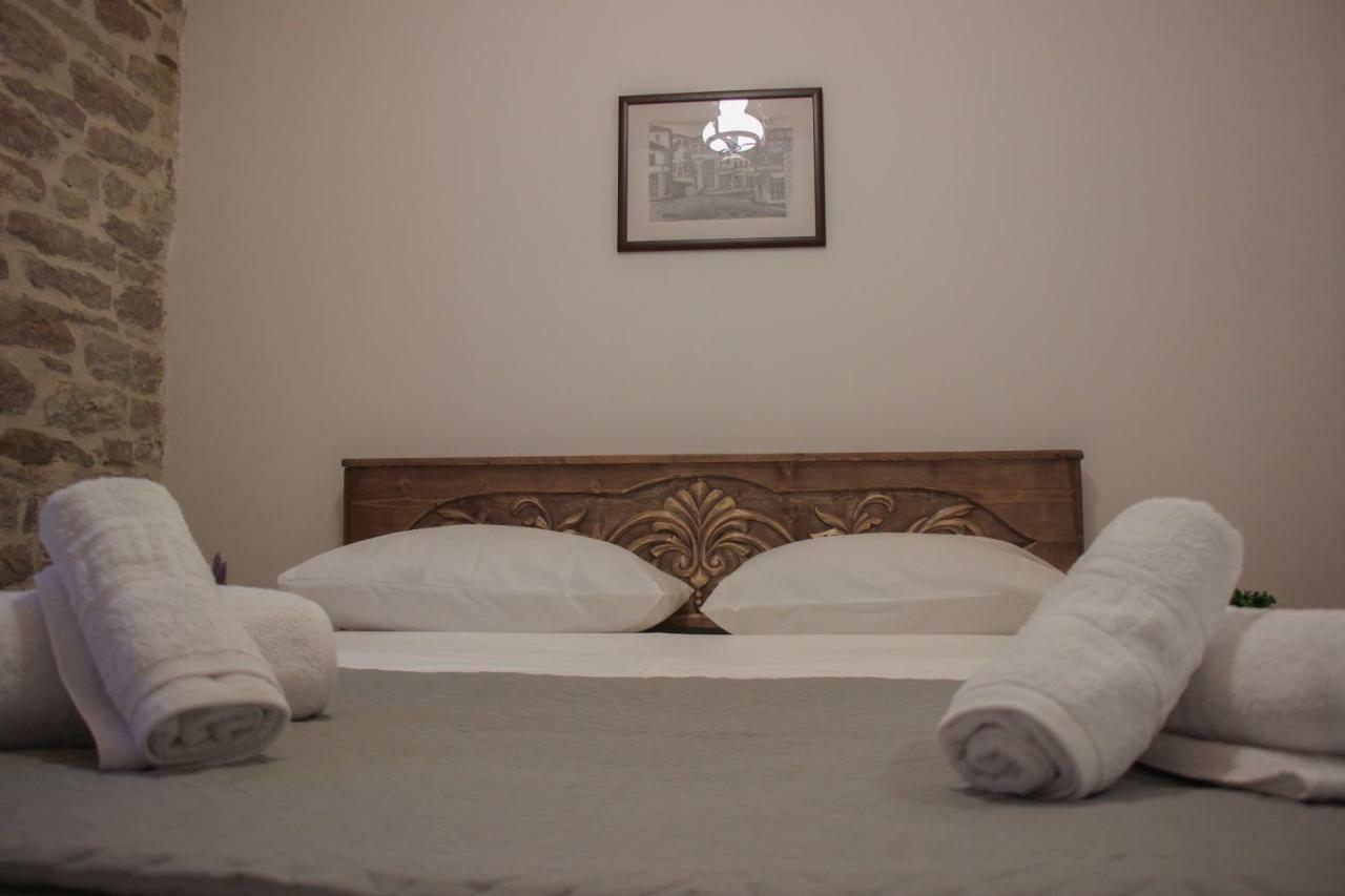 4Rooms Hotel Gjirokaster Bagian luar foto