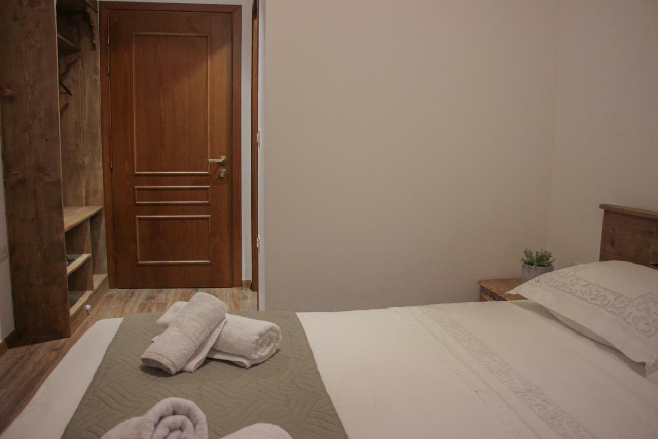 4Rooms Hotel Gjirokaster Bagian luar foto