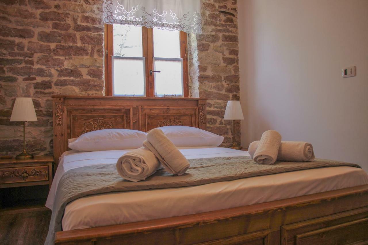 4Rooms Hotel Gjirokaster Bagian luar foto