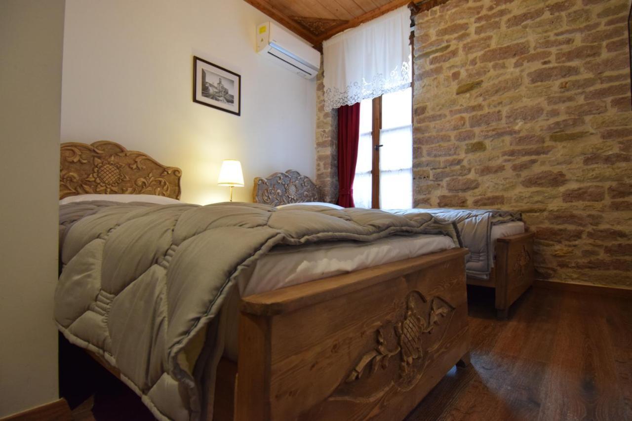 4Rooms Hotel Gjirokaster Bagian luar foto